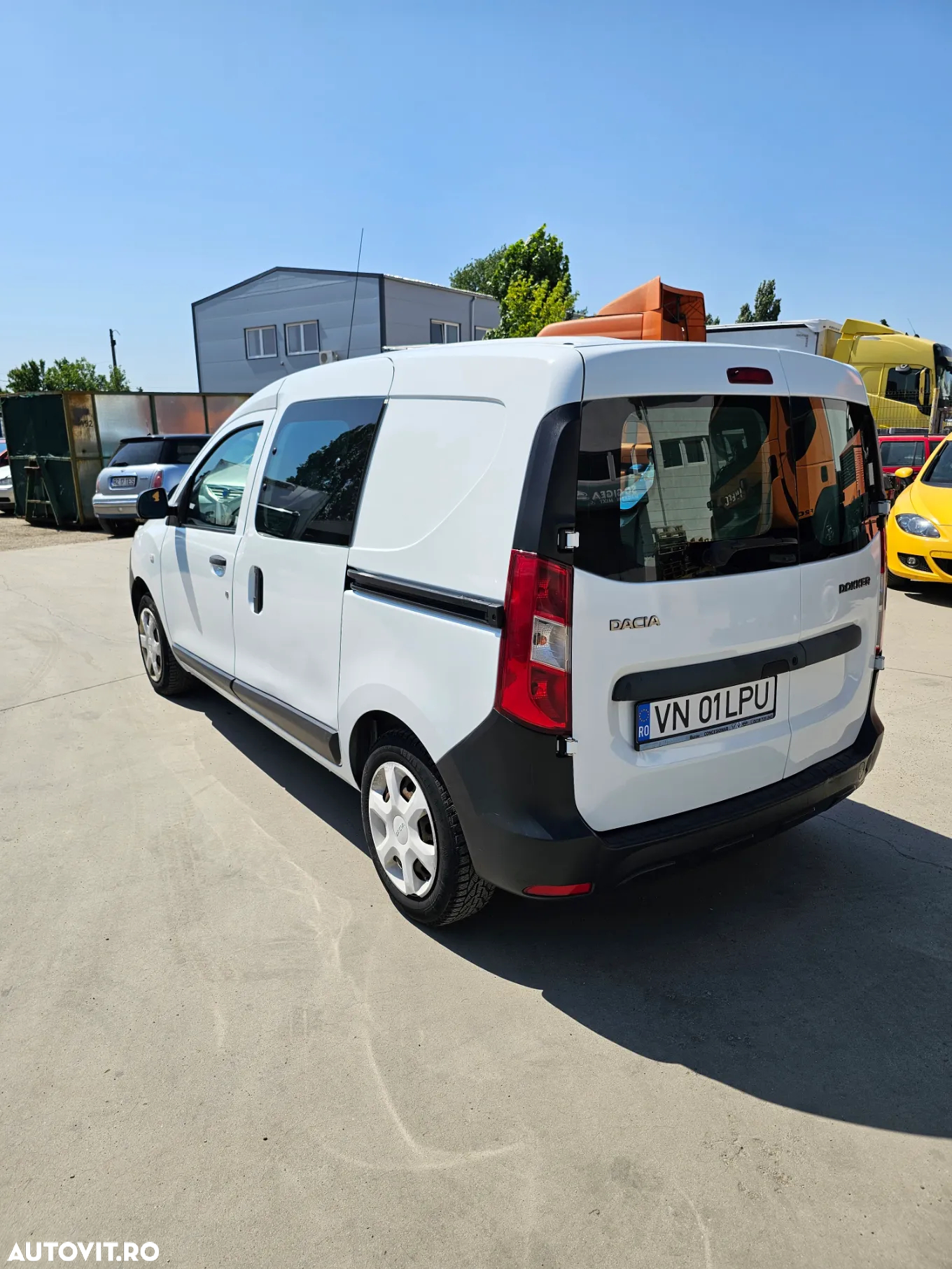 Dacia Dokker 1.6 Laureate - 12