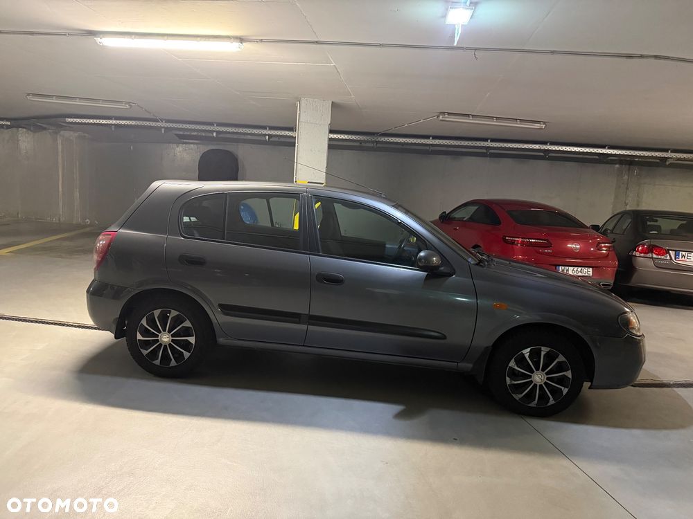 Nissan Almera - 3