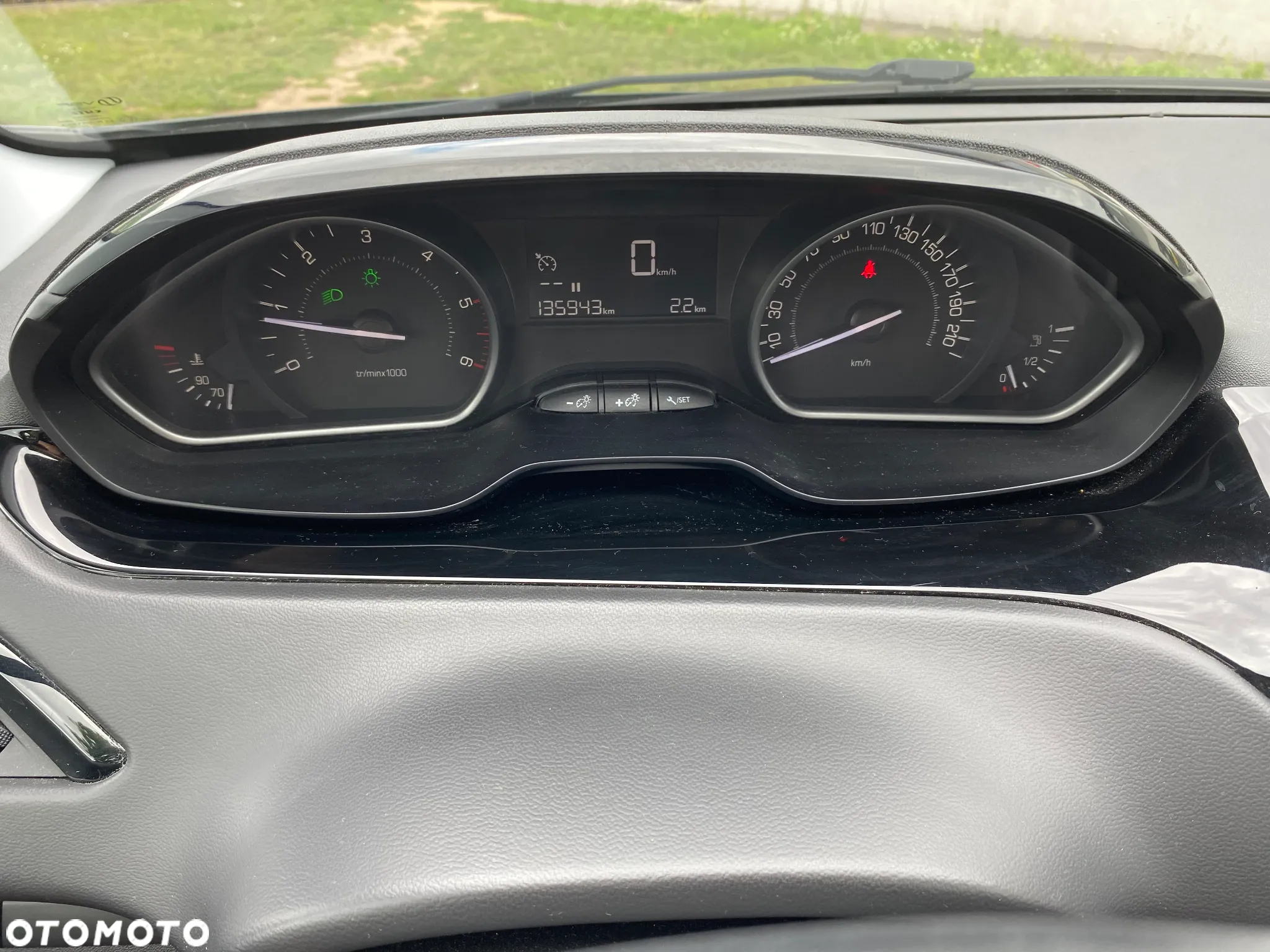 Peugeot 208 1.6 BlueHDi Active S&S - 14