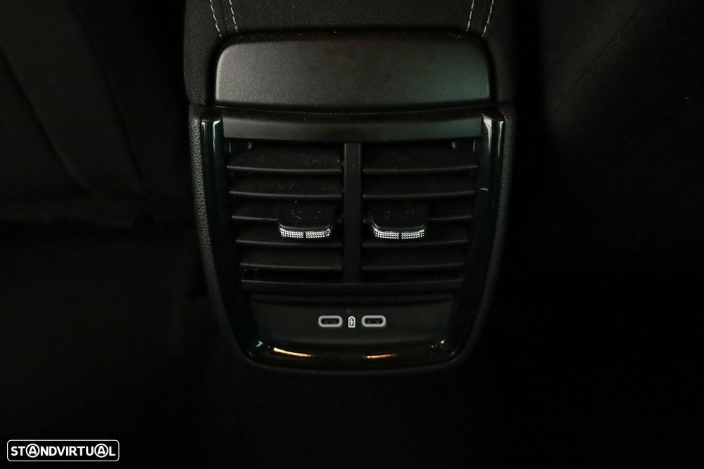 Skoda Kamiq 1.0 TSI DSG - 22