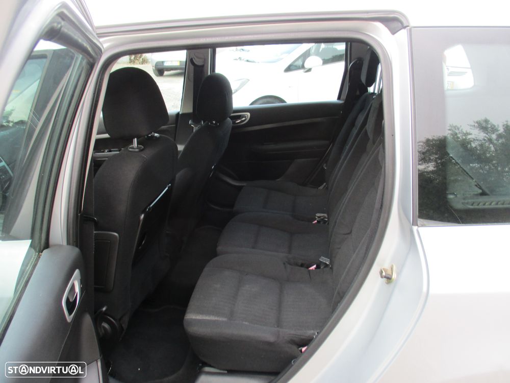 Peugeot 307 SW 1.6 HDi Sport - 17
