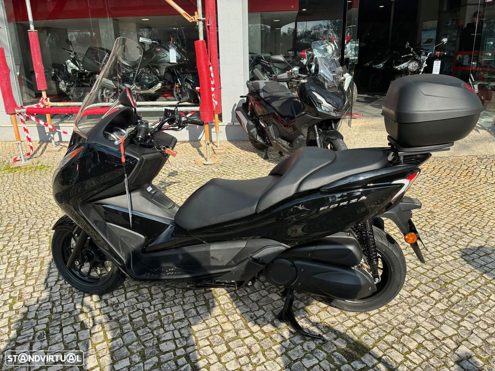 Honda Forza 300 IA - 3