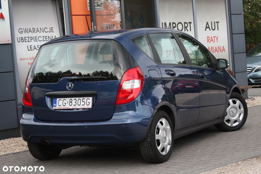 Mercedes-Benz Klasa A 180 BlueEFFICIENCY Elegance - 4
