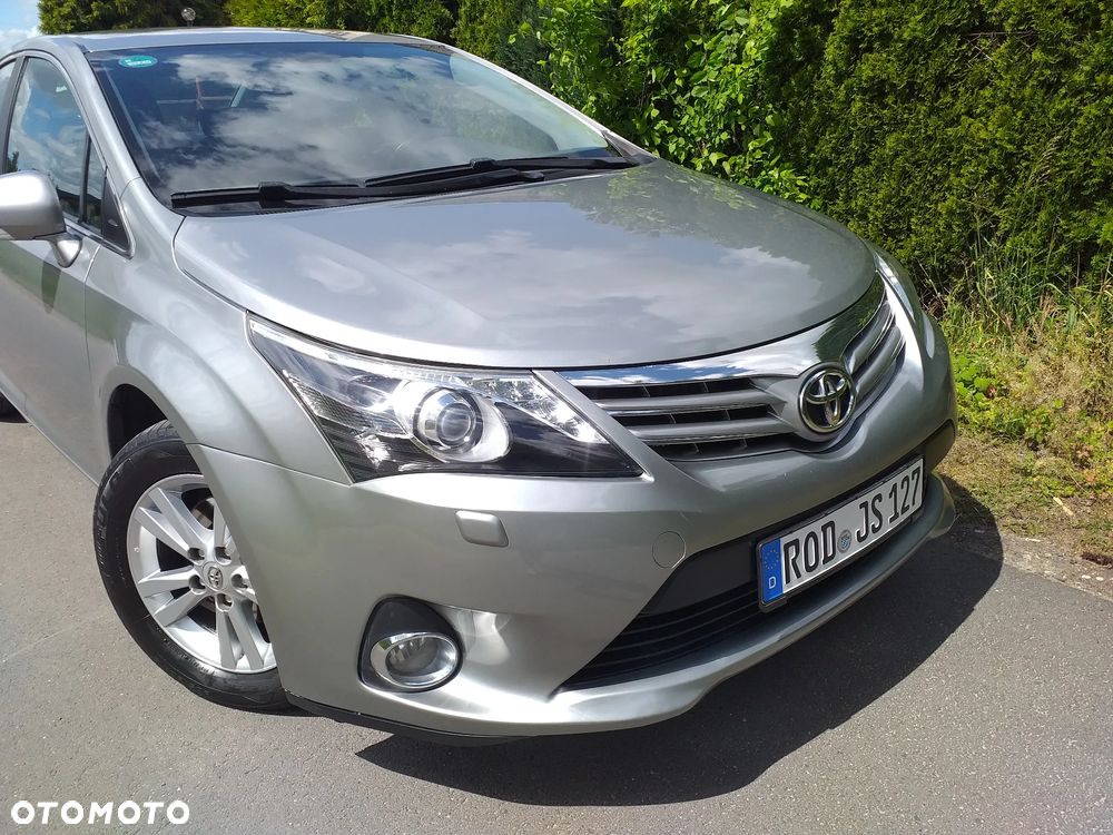 Toyota Avensis 1.8 Sol plus NAVI - 7