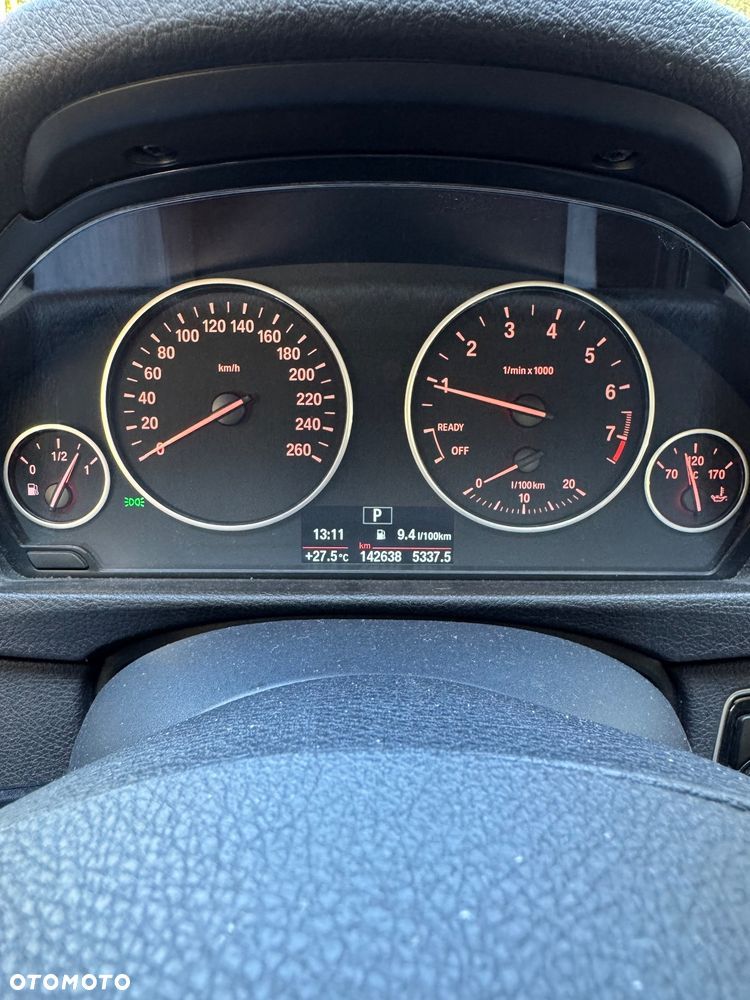 BMW Seria 3 318i - 39