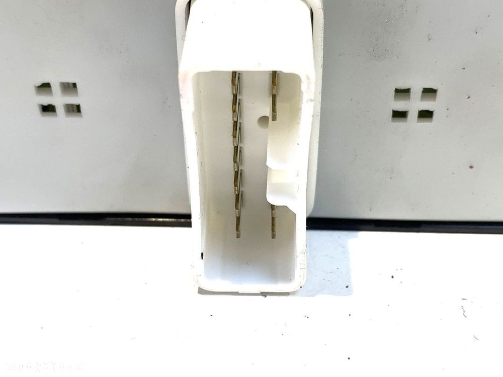 PRZEŁĄCZNIK SZYB - 67.00 PLN - CHEVROLET LACETTI (J200) 2003 - 2022 2.0 D 89 kW [121 KM] olej - 3