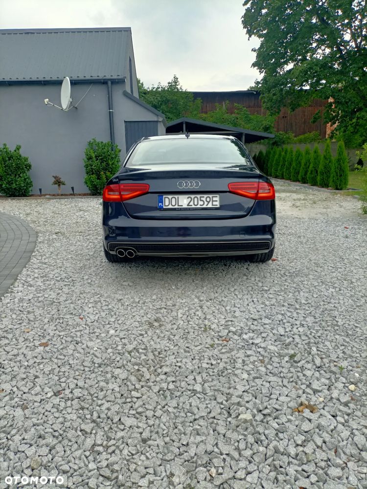 Audi A4 Limousine - 26