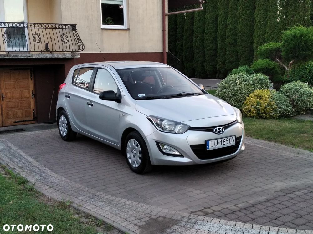 Hyundai i20 1.4 Comfort EU5 - 21