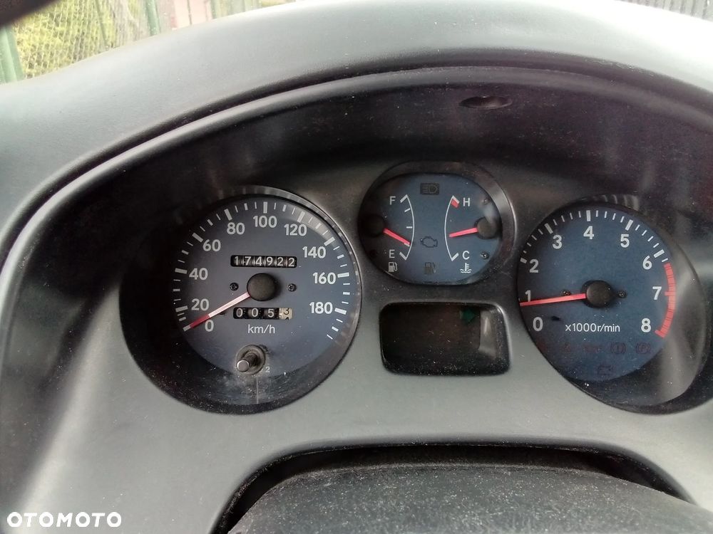 Toyota RAV4 2.0 Fun - 8