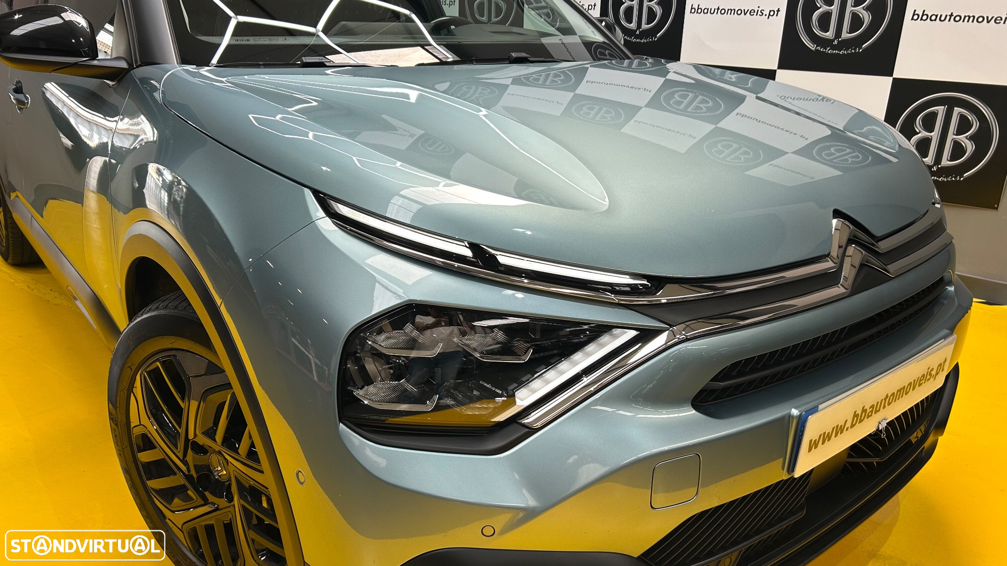 Citroën C4 1.2 PureTech Shine Pack EAT8 - 31