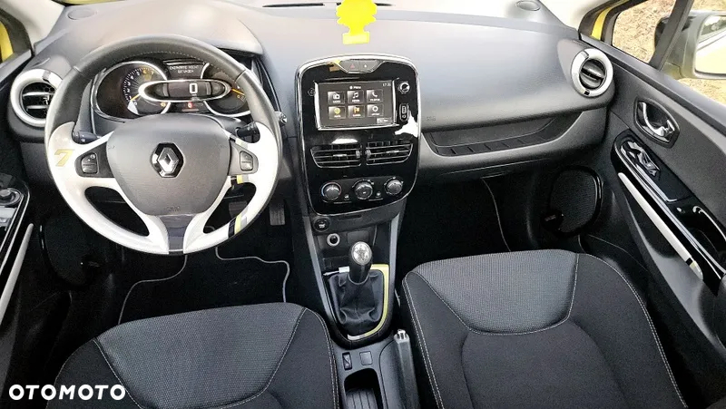 Renault Clio 1.2 16V 75 Expression - 2