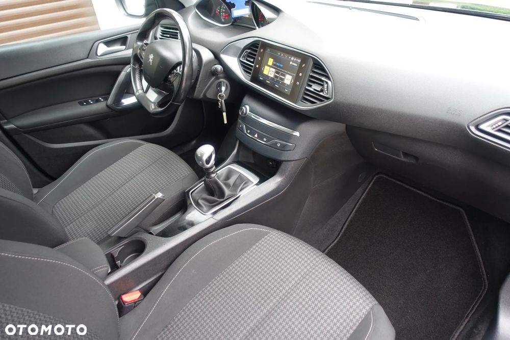 Peugeot 308 1.5 BlueHDi Active S&S - 15