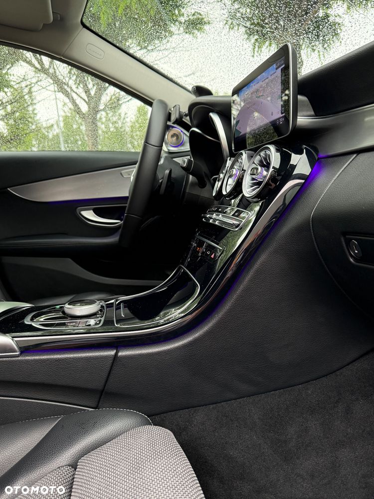 Mercedes-Benz Klasa C 220 d 9G-TRONIC - 14