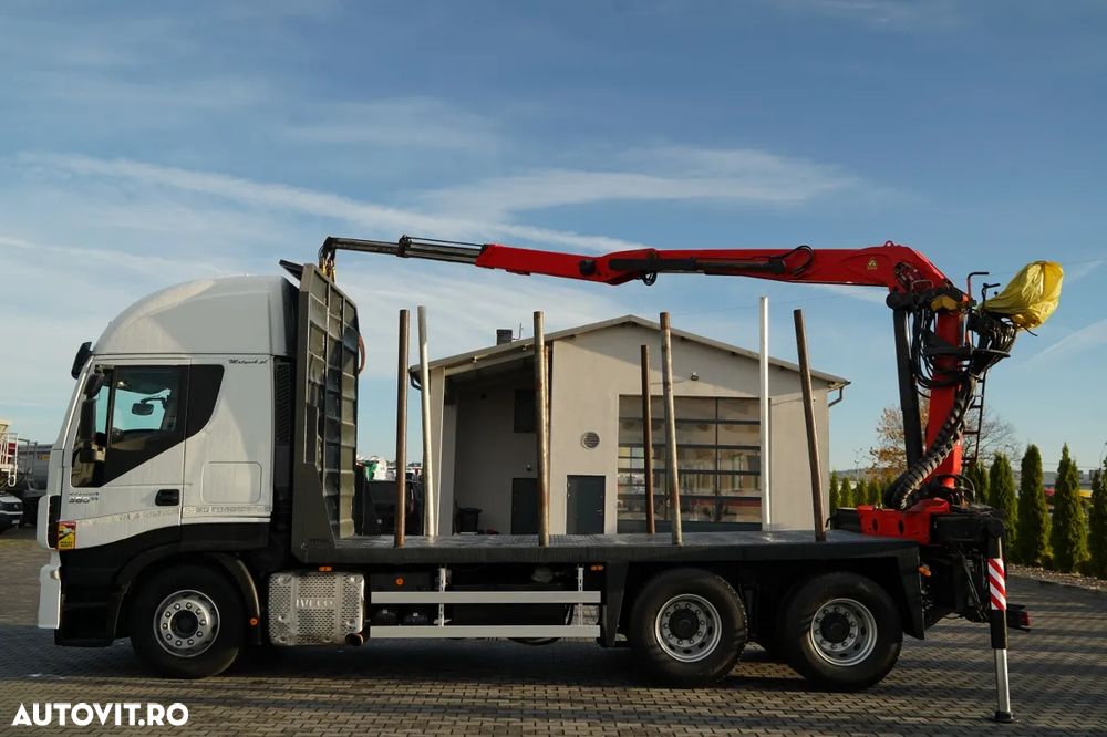 Iveco STRALIS 560 / 6X4 / PENTRU LEMN / PENTRU COPACI / PENTRU PĂDURE / REMORCĂ PALFINGER EPSILON / CAPACITATE DE RIDICARE - 5.250 KG - 3