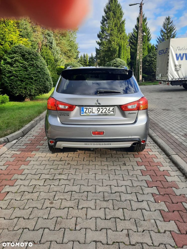 Mitsubishi ASX - 4