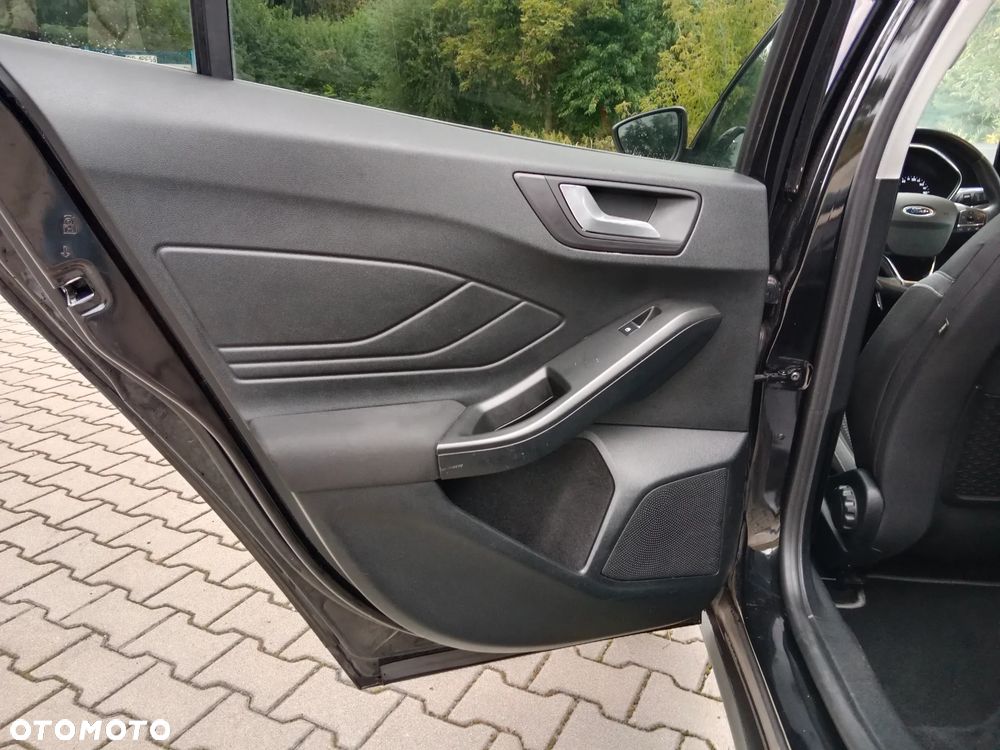 Ford Focus 1.5 TDCi DPF Start-Stopp-System Titanium - 31