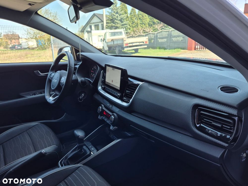 Kia Stonic 1.0 T-GDI MHEV GT Line DCT - 16