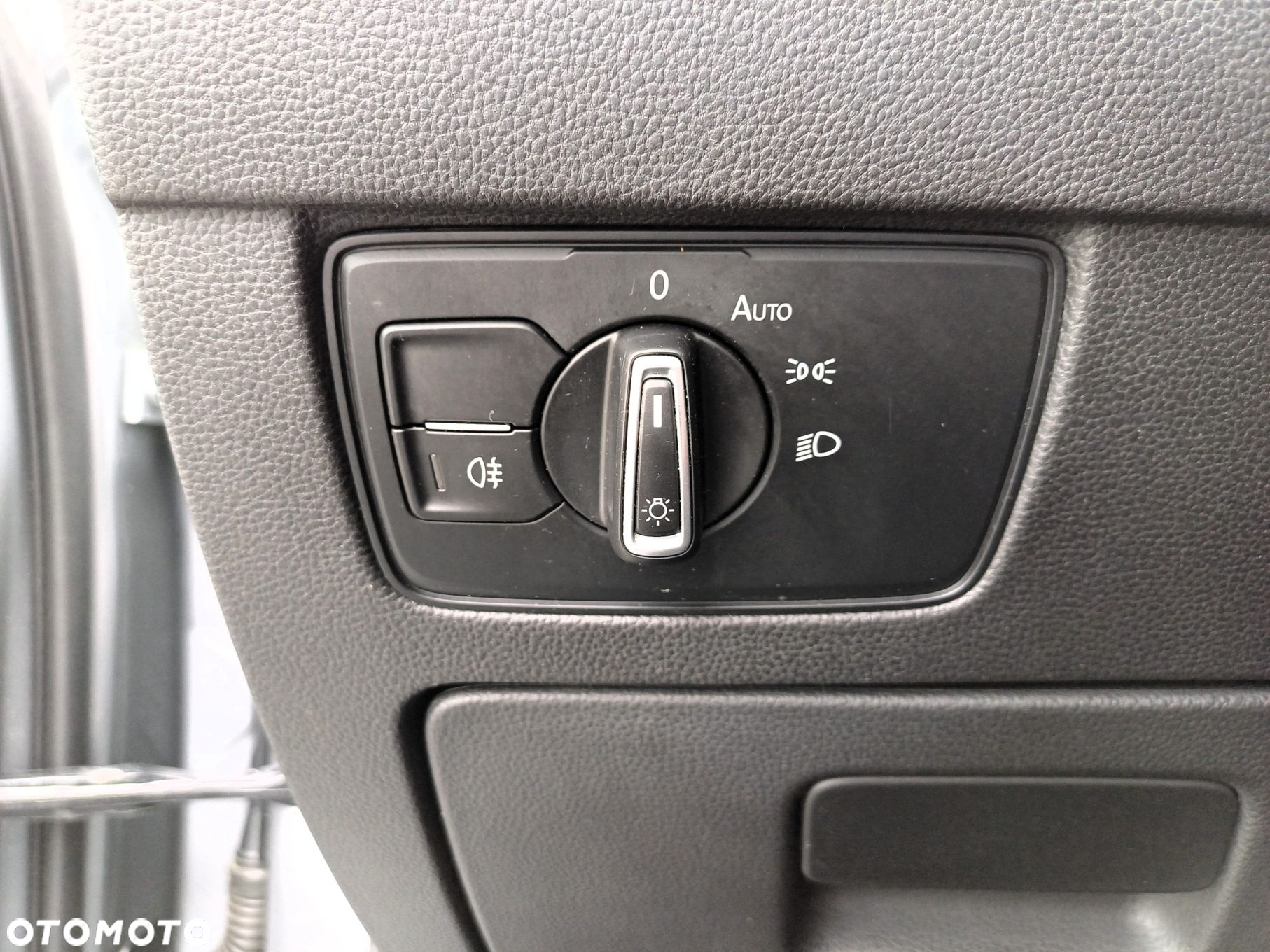 Volkswagen Passat 2.0 TSI Business DSG - 23