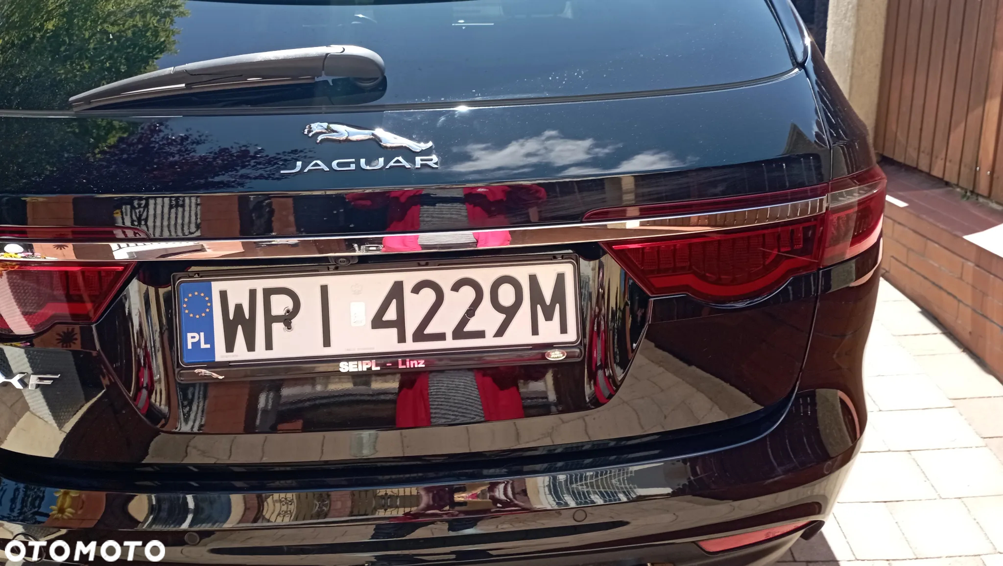 Jaguar XF 2.0 i4D AWD Prestige - 11