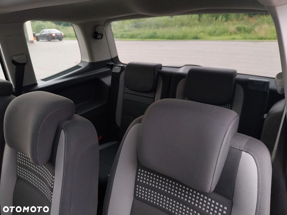 Volkswagen Touran 2.0 TDI Highline - 6