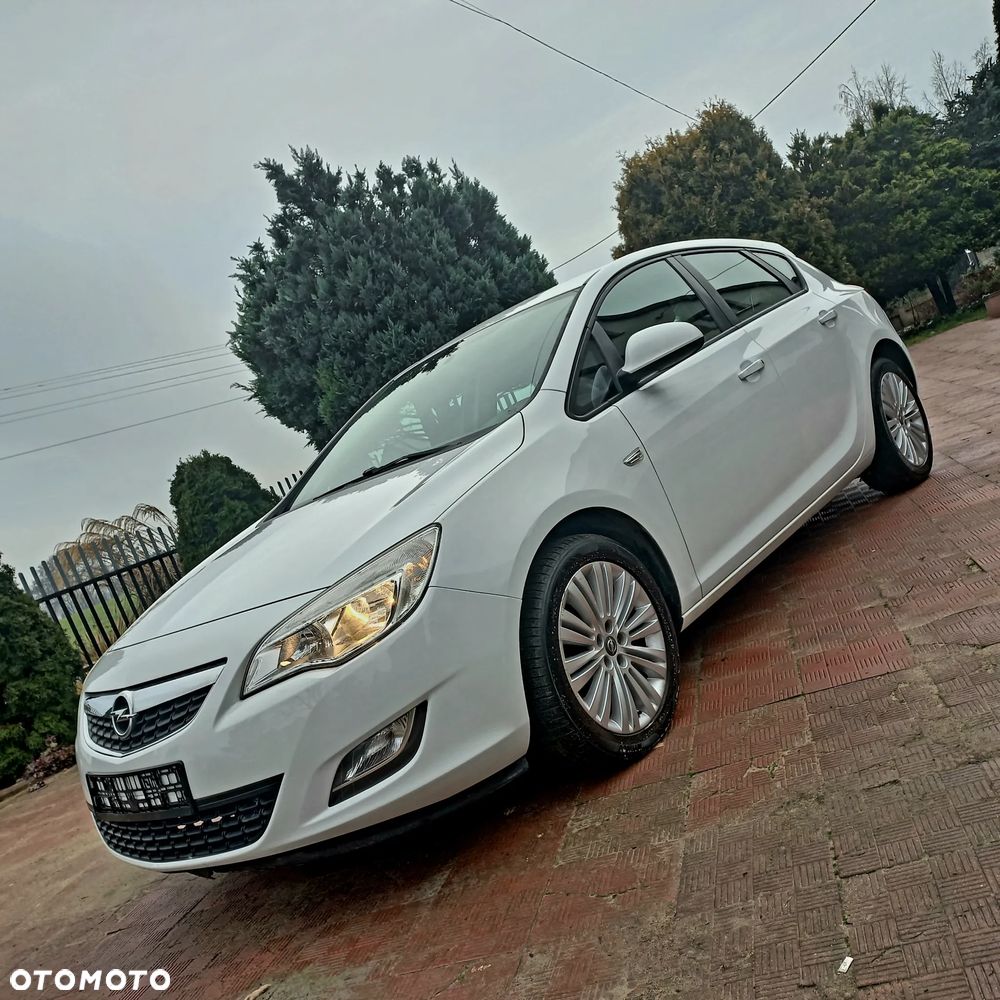 Opel Astra 1.6 Edition Sport - 1