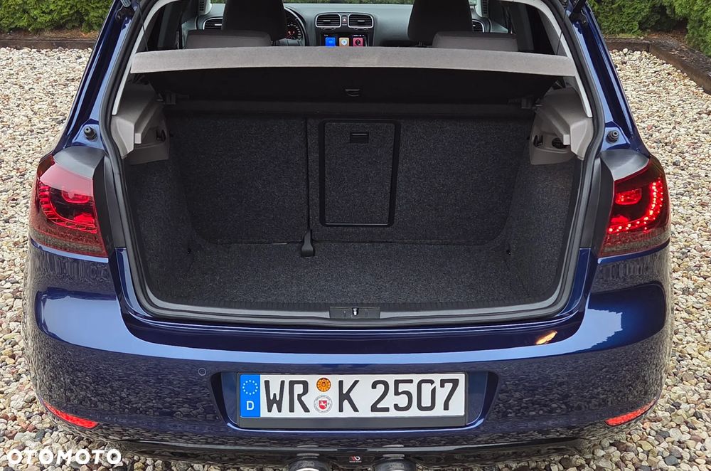 Volkswagen Golf - 18