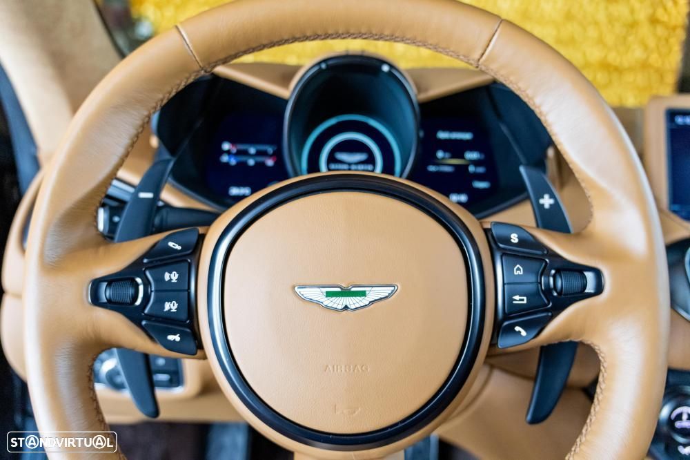 Aston Martin Vantage Roadster V8 - 34