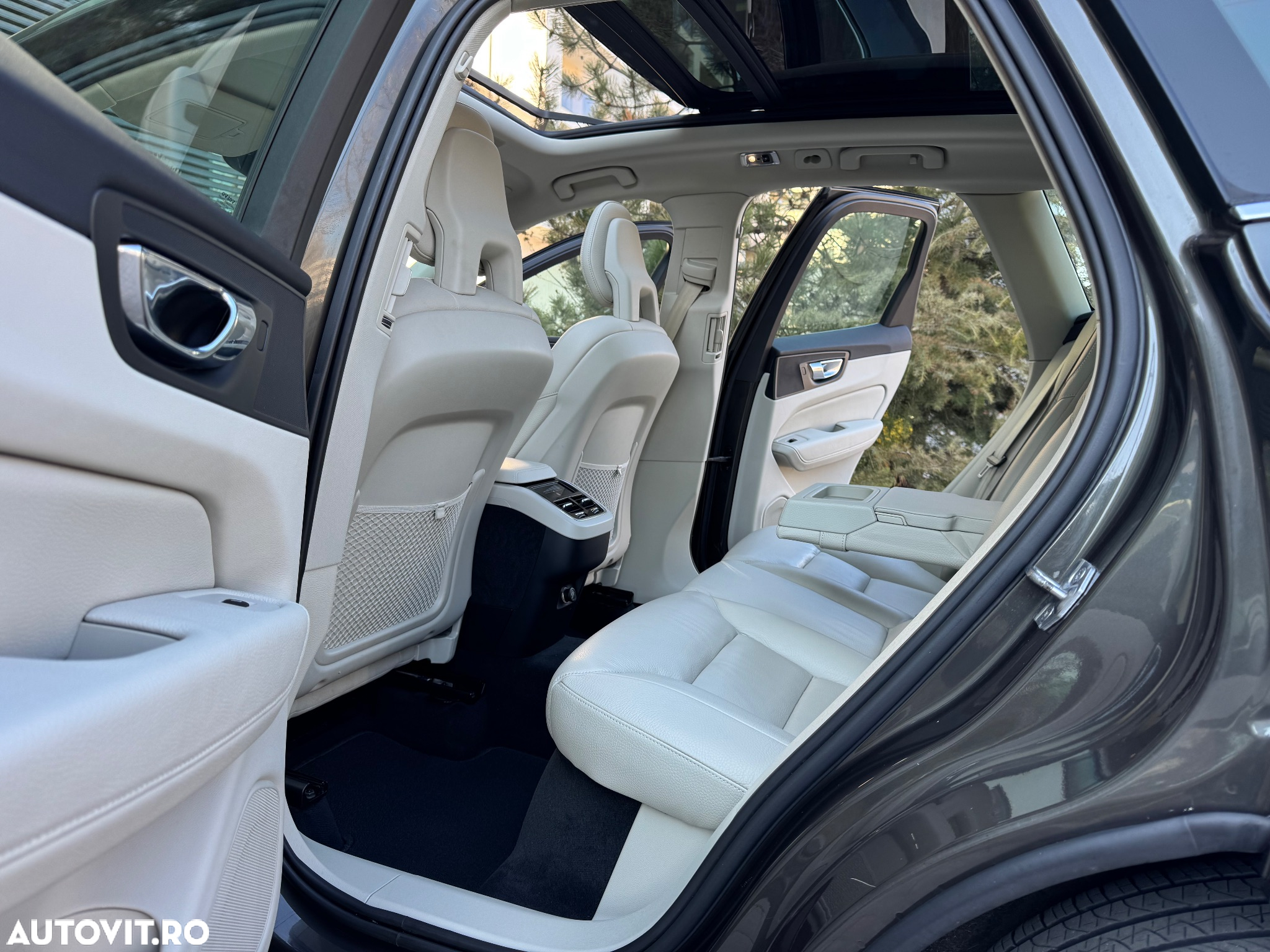 Volvo XC 60 D4 AWD Geartronic Inscription - 31