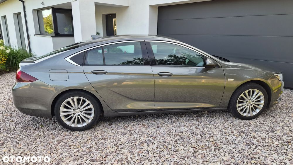 Opel Insignia 2.0 CDTI Cosmo - 9