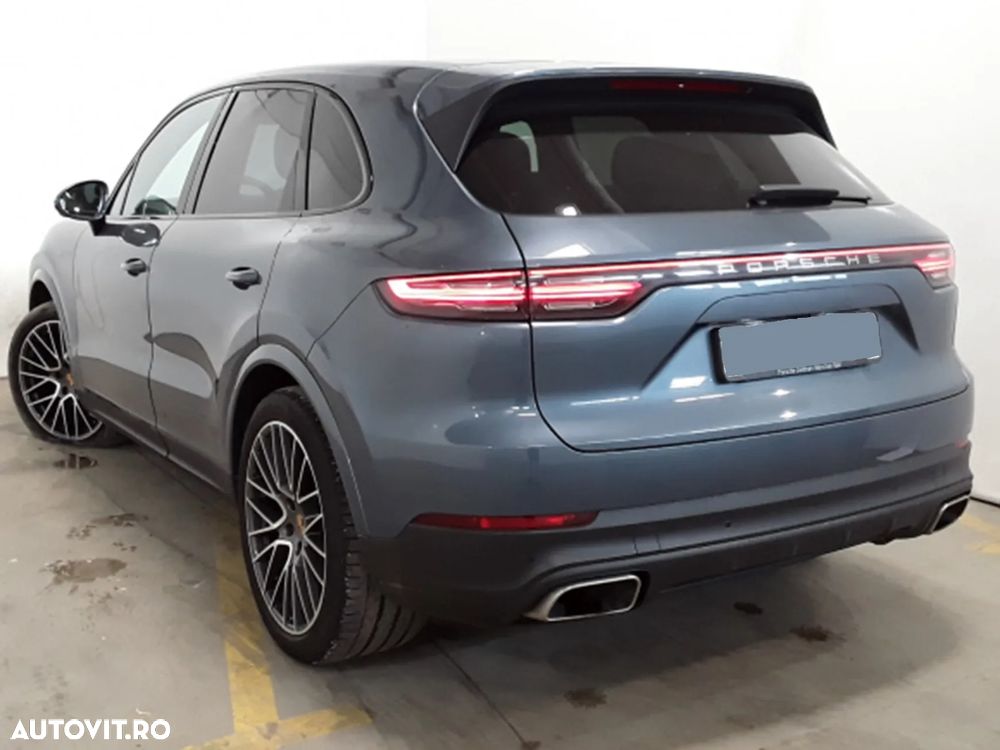 Porsche Cayenne Tiptronic S - 4