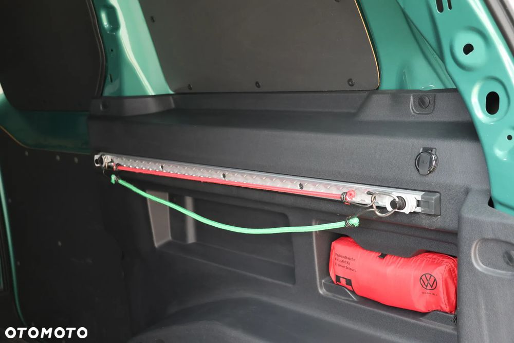 Volkswagen ID.BUZZ CARGO - 16