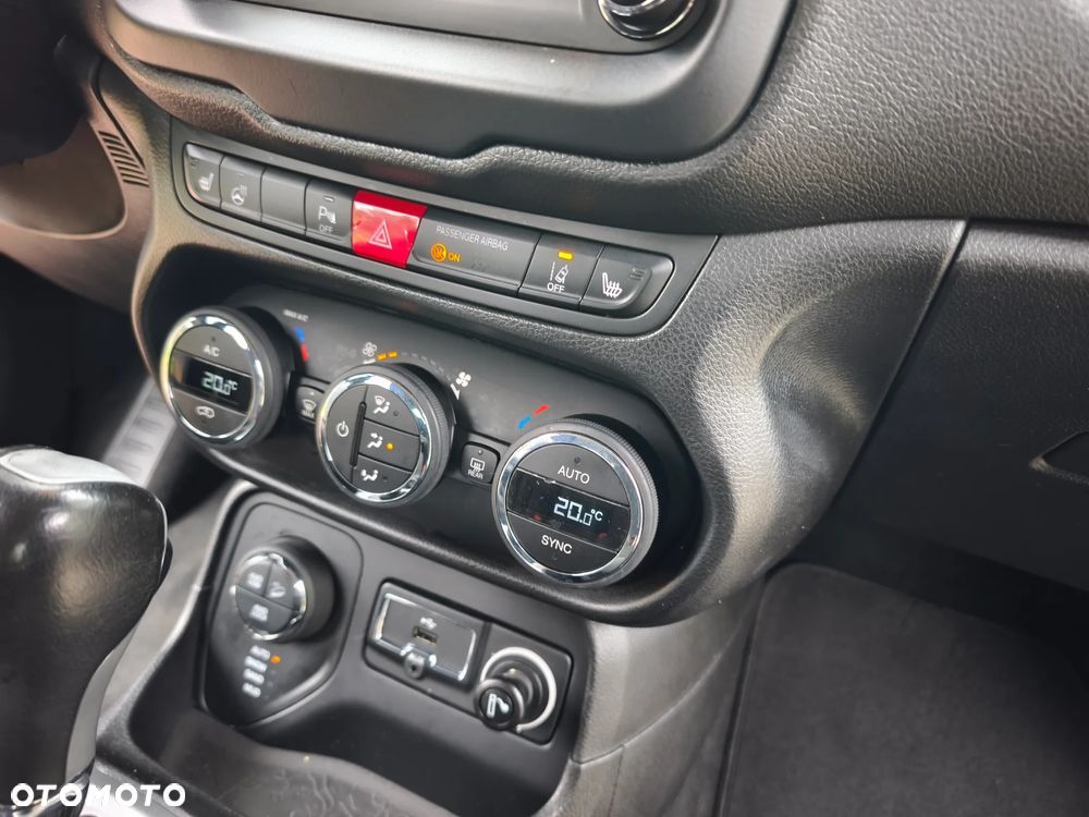 Jeep Renegade 2.0 MultiJet Limited 4WD S&S - 21