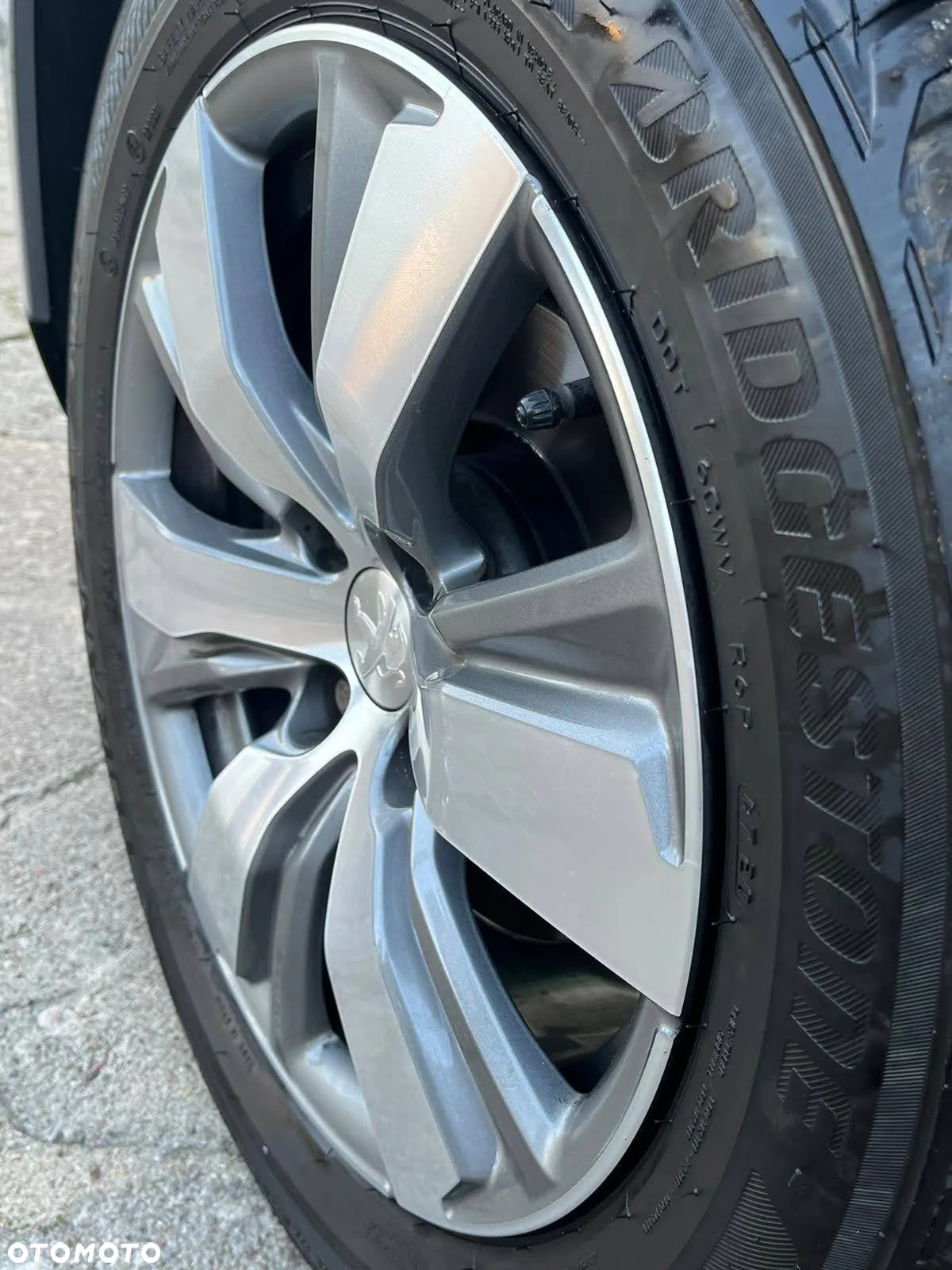 Peugeot 2008 PureTech 130 Allure Pack - 22