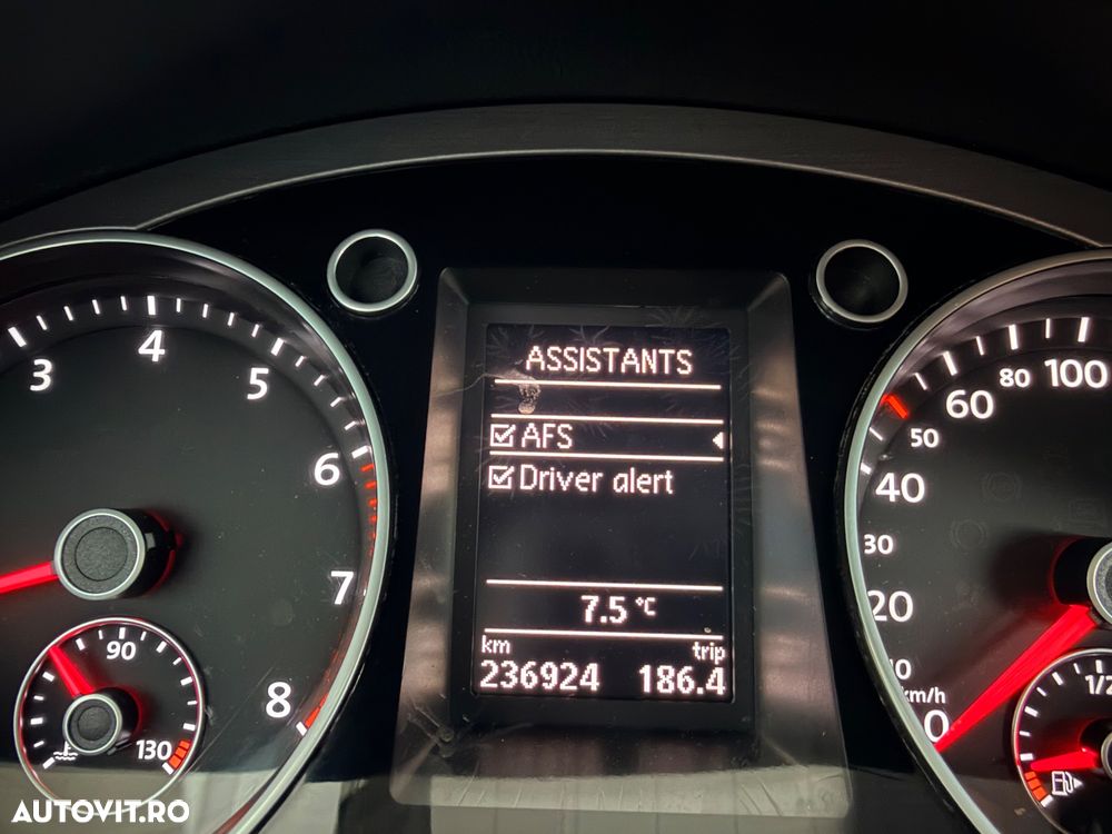 Volkswagen Passat Variant 1.4 TSI Comfortline - 11