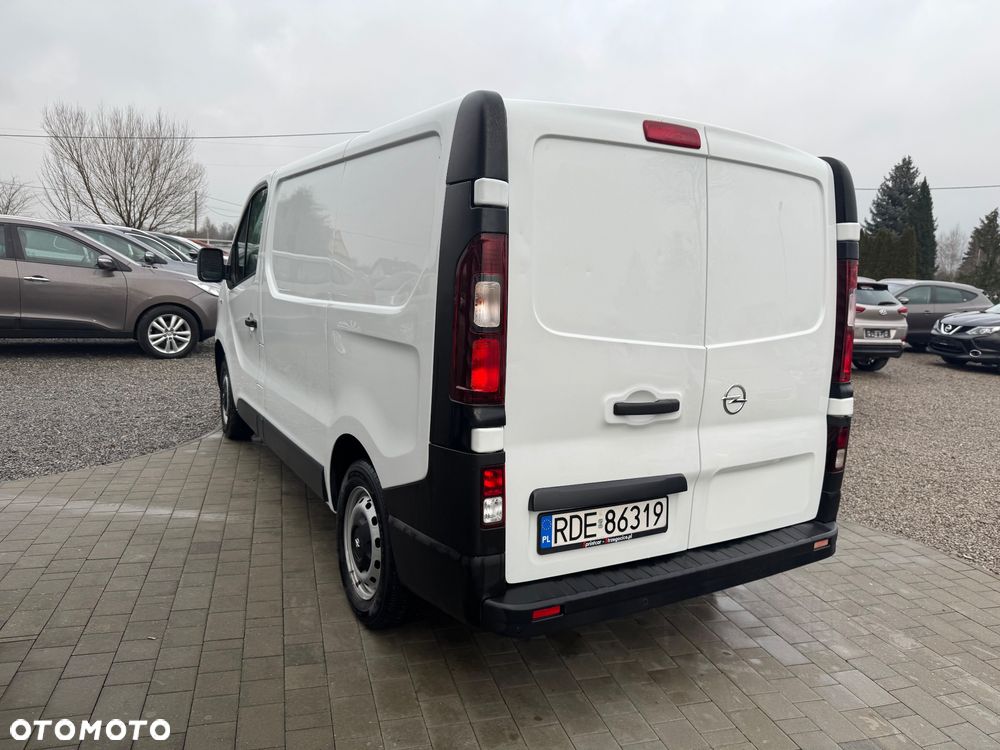 Opel Vivaro - 8