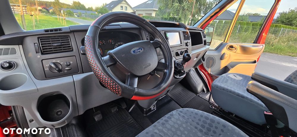 Ford Transit - 9