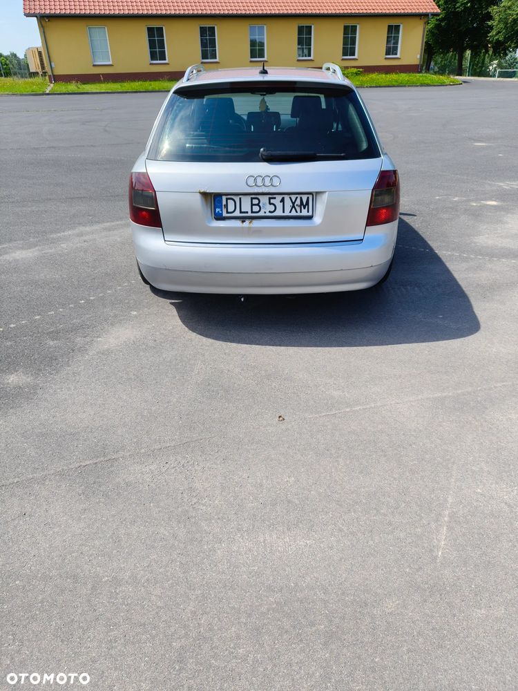 Audi A4 Avant - 2