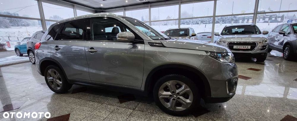 Suzuki Vitara - 16
