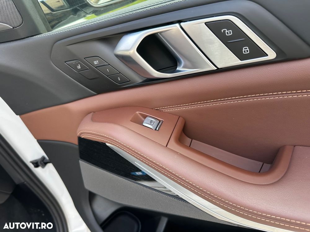 BMW X7 xDrive40d - 16