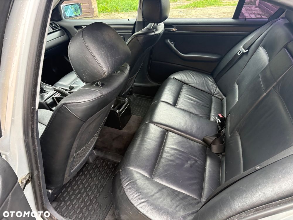 BMW Seria 3 328i - 20