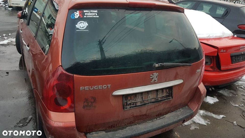 Lampa tył lewa prawa Peugeot SW 307
