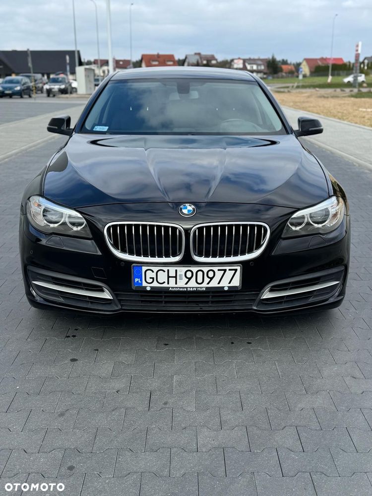 BMW Seria 5 518d - 11