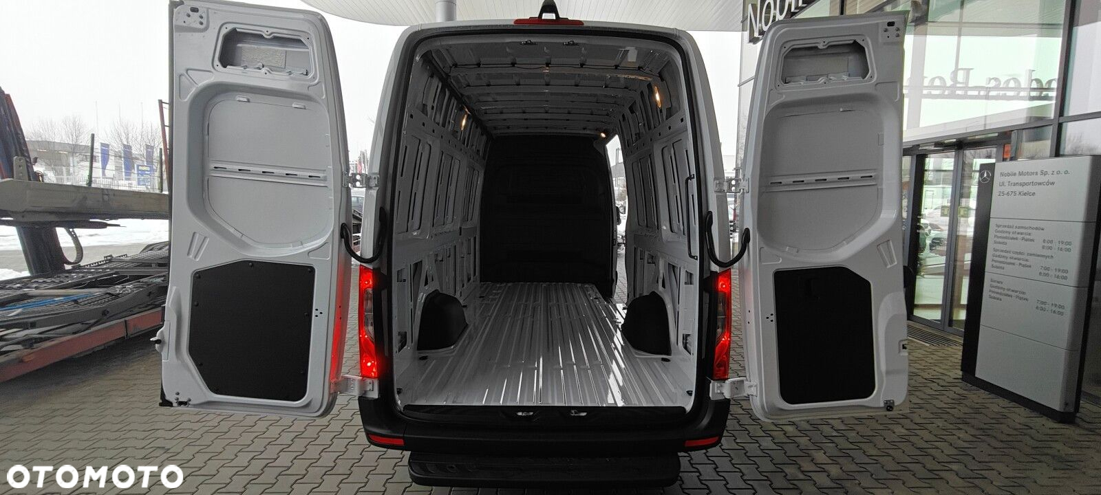 Mercedes-Benz Sprinter 317 CDI KA OM654 - 8