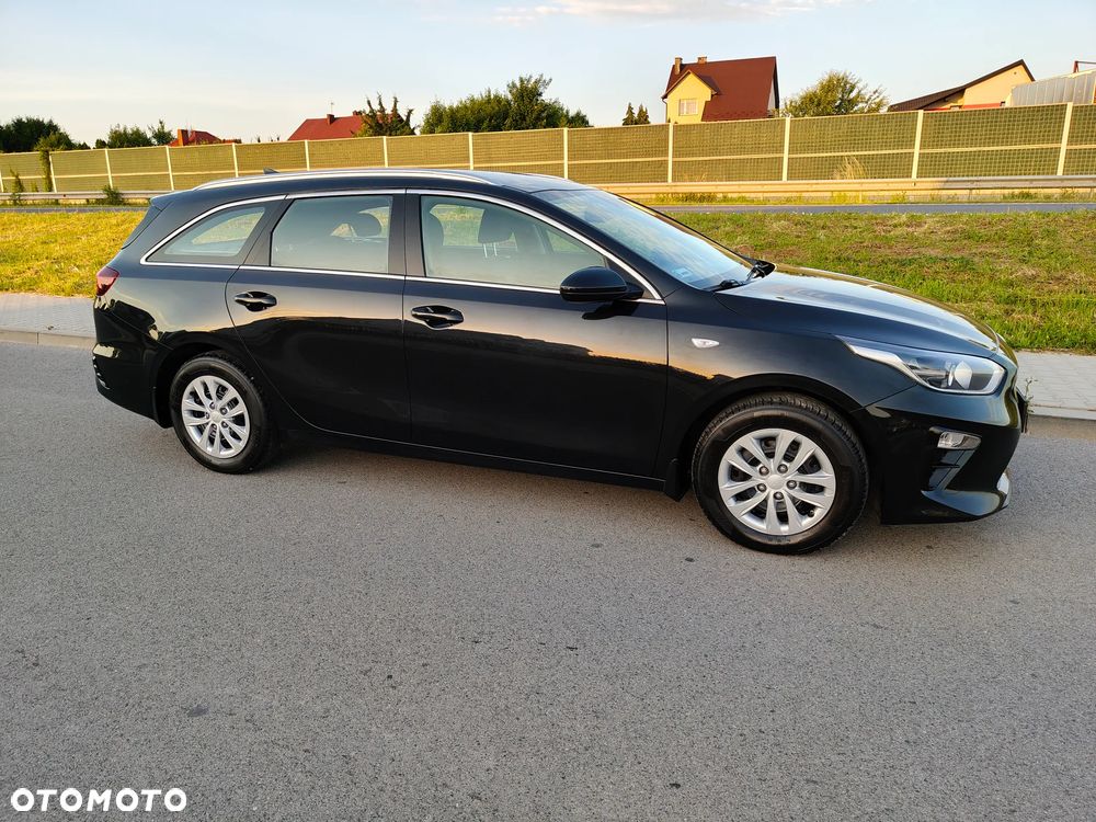 Kia Ceed 1.4 T-GDI L Business Line - 30