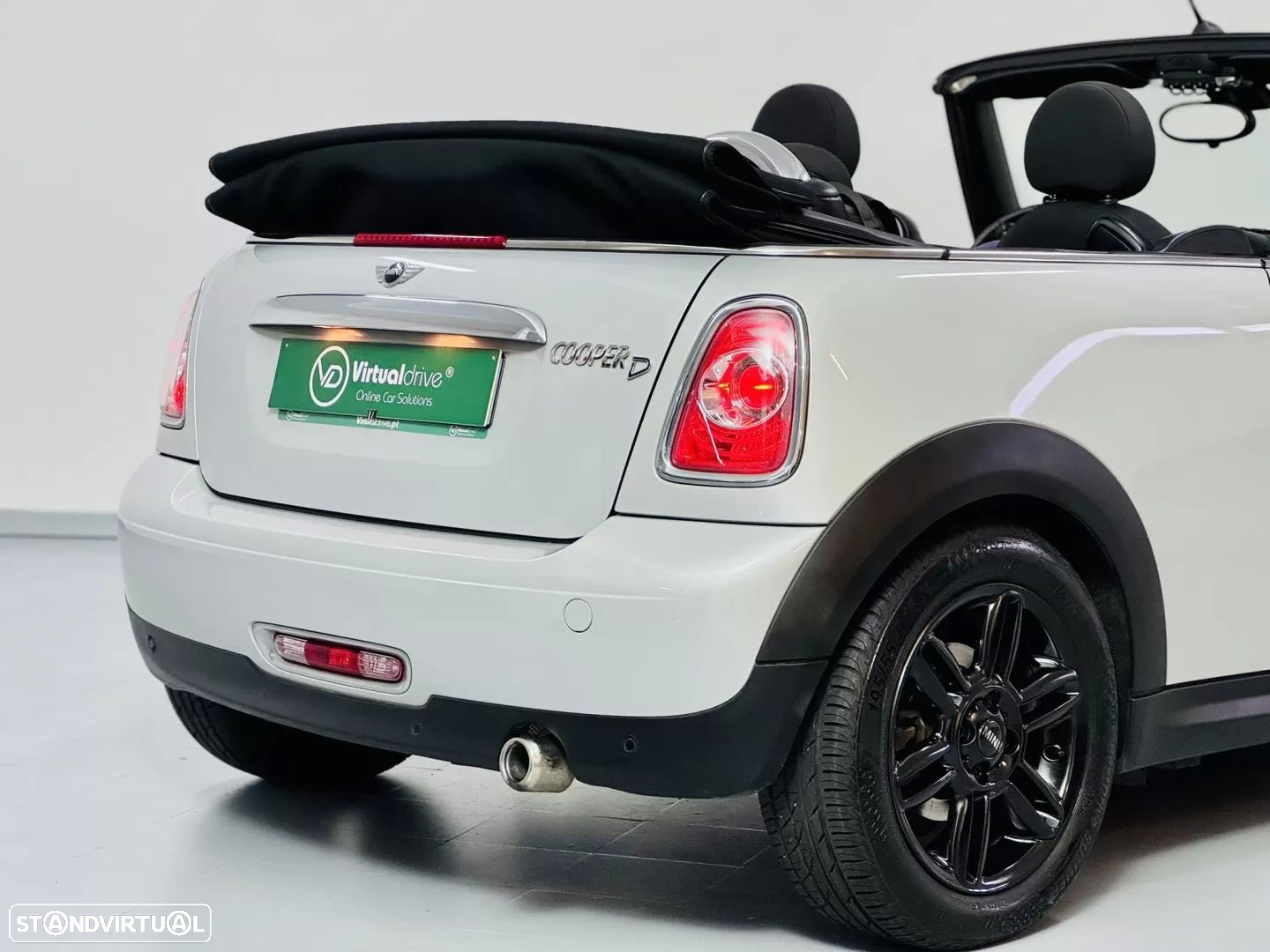 MINI Cabrio Cooper D - 7