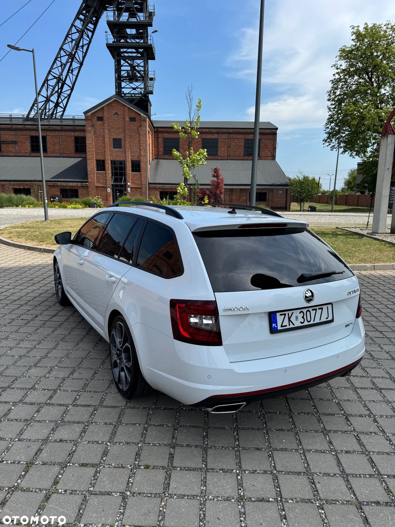 Skoda Octavia 2.0 TSI RS 230 DSG - 36