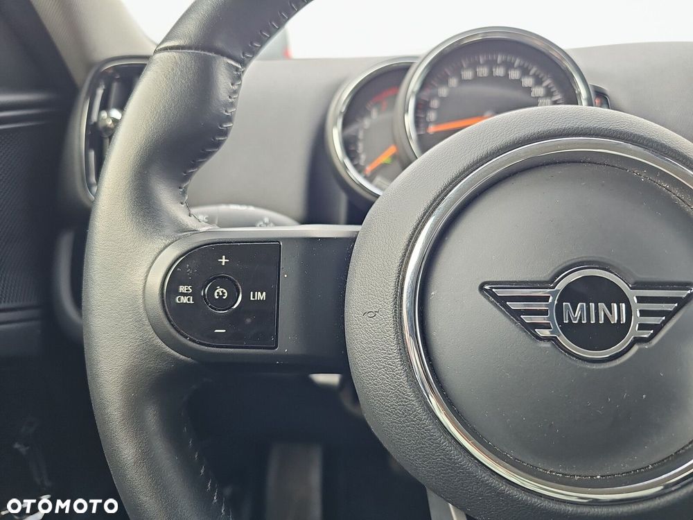 MINI Countryman Cooper Classic Trim - 14