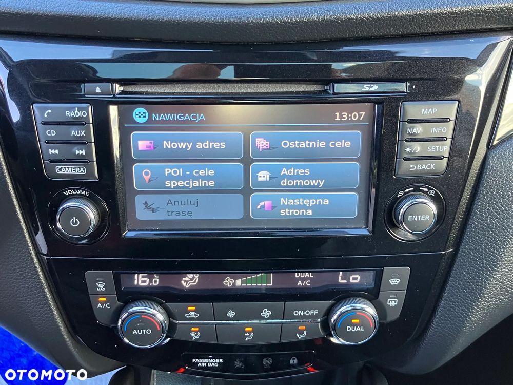 Nissan Qashqai 1.2 DIG-T N-Connecta EU6 - 25