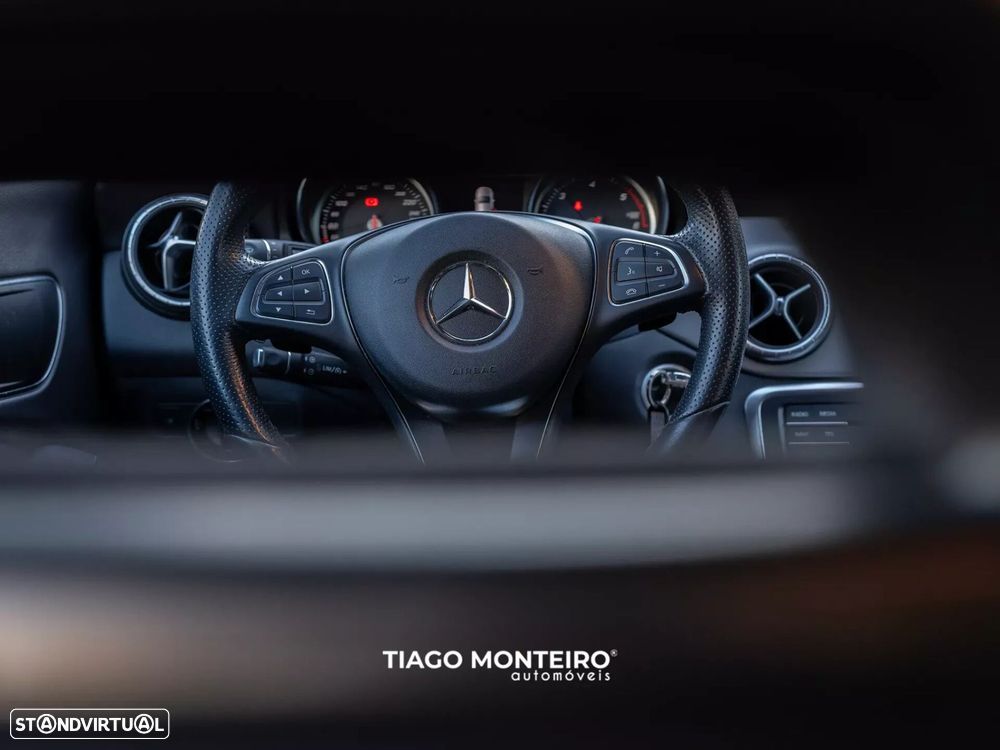 Mercedes-Benz CLA 180 - 23