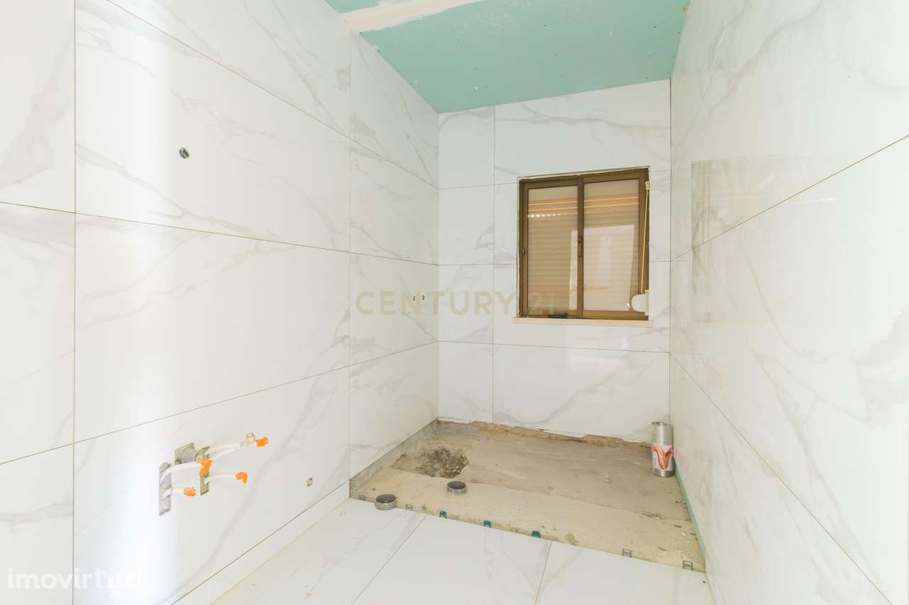 Moradia - Grande imagem: 2/23